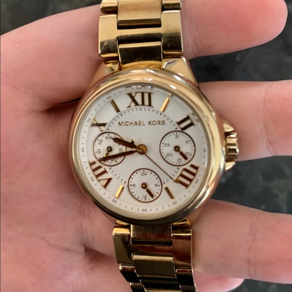 MK gold watch - Picture 3 of 6